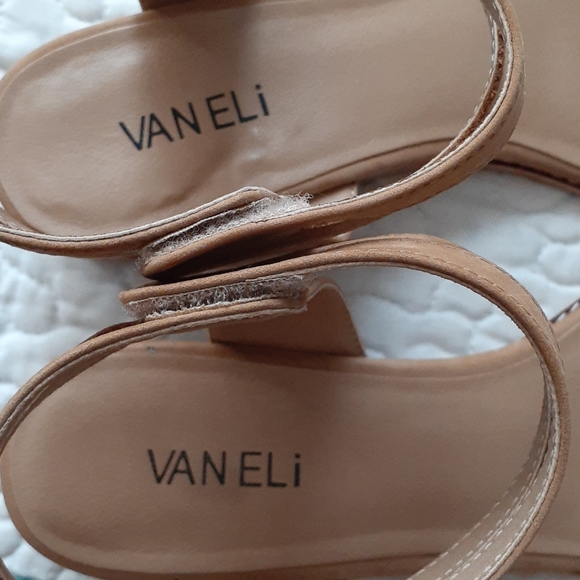 VANELI double ankle strap suede casual tan sandals - Picture 4 of 8